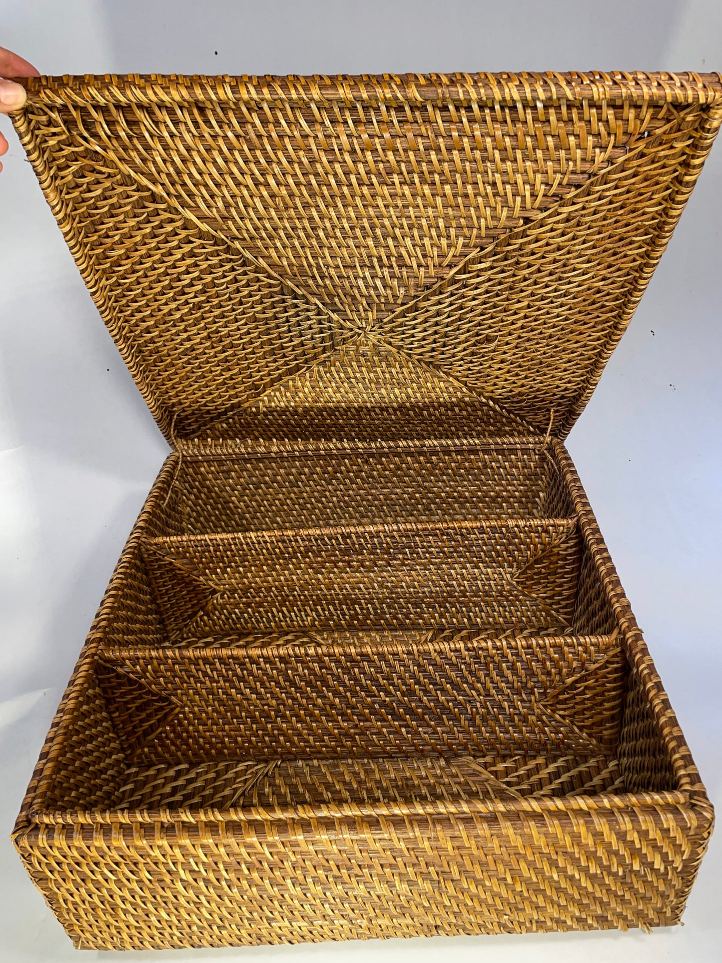 Vintage Woven Rattan Storage Box – Wicker Organizer with Compartments