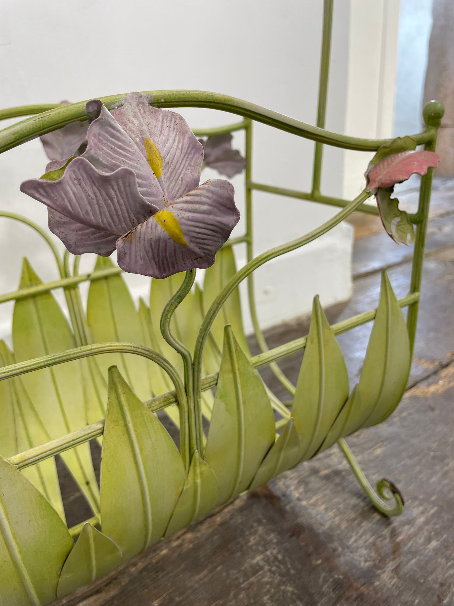 Vintage magazine holder