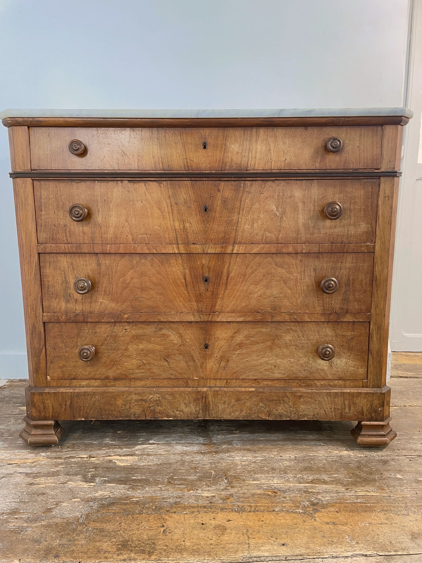 Antique Victorian Walnut Chest of Drawers – Marble Top, 19th Century