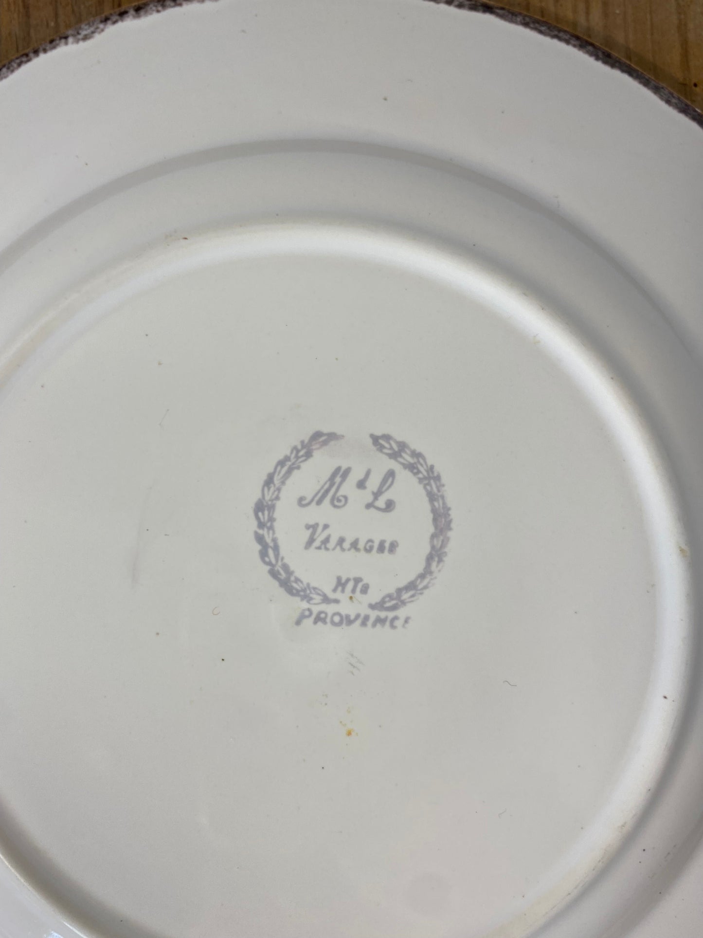 Vintage French Botanical Faïence Set – Platter, Large Plate & 3 Plates