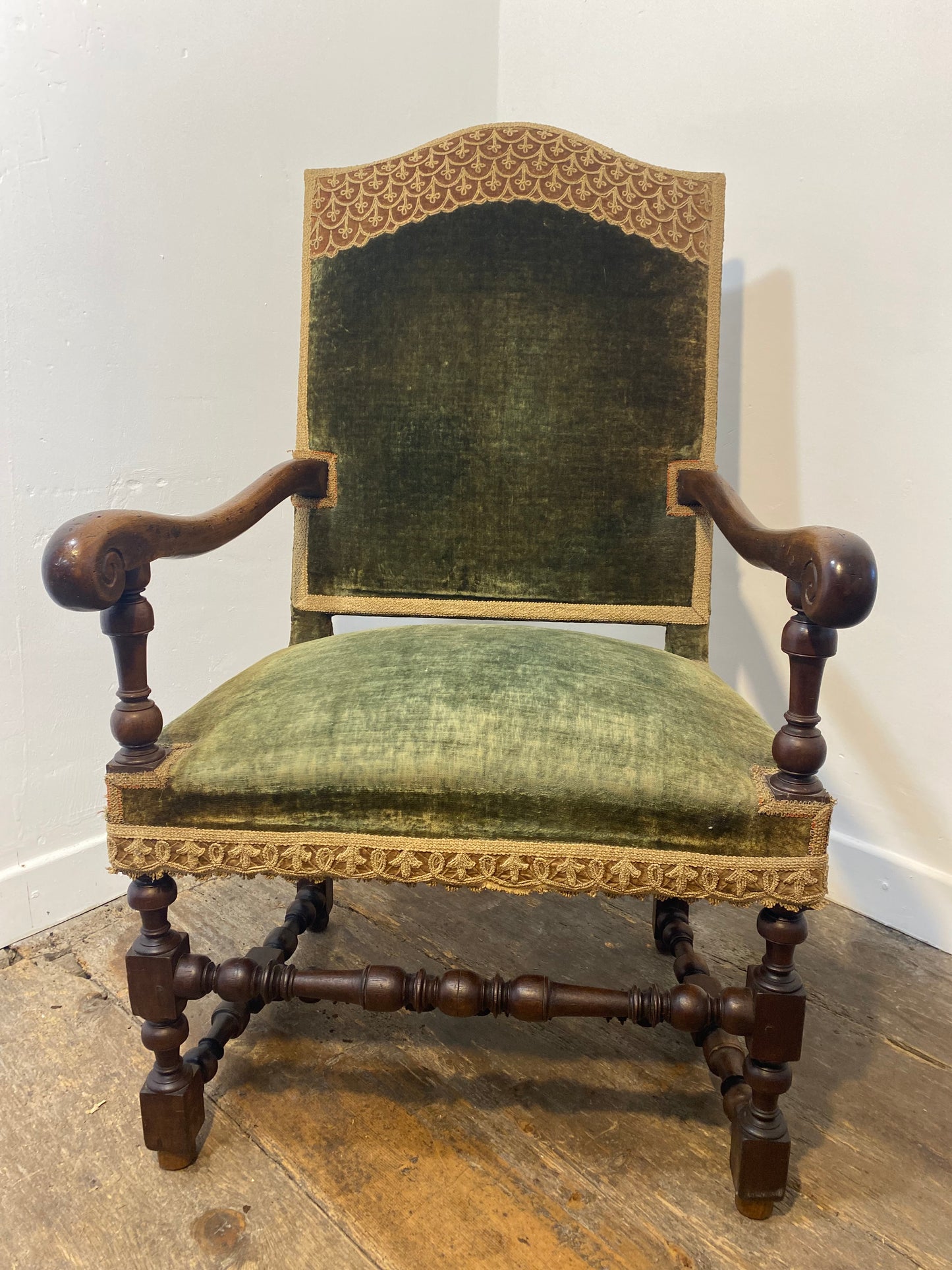 Antique Louis XIII Armchair – Green Velvet, Ornate Wood Carvings