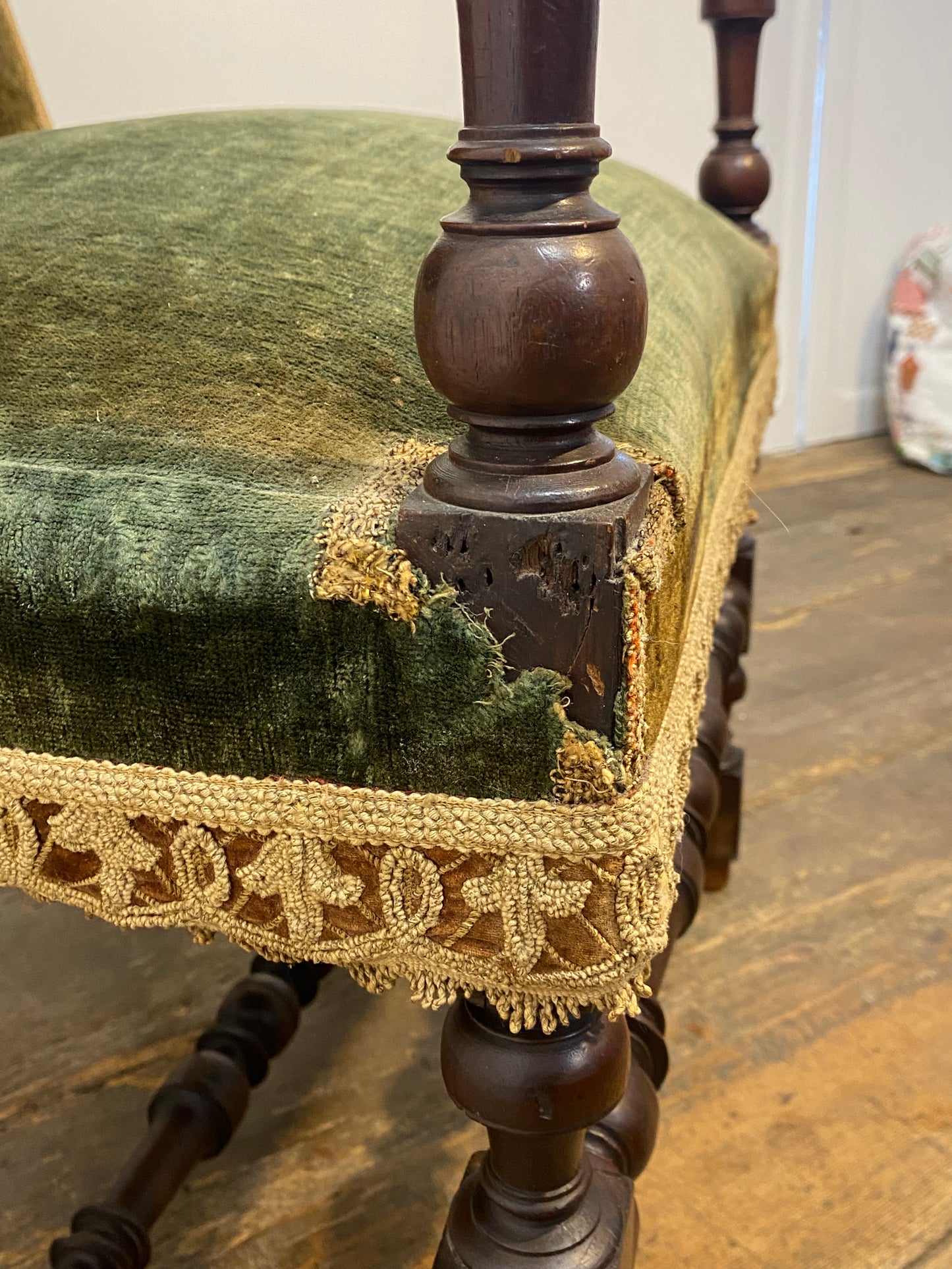 Antique Louis XIII Armchair – Green Velvet, Ornate Wood Carvings