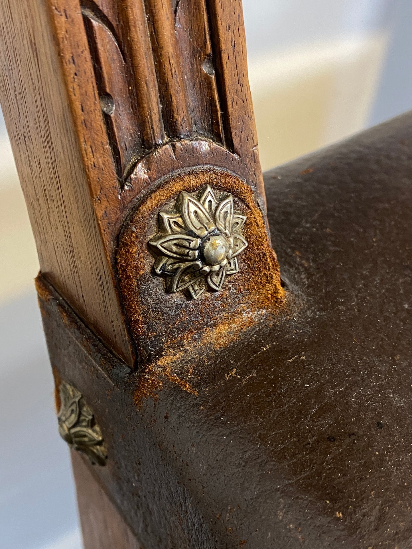 Set of 6 Antique Renaissance Revival Dining Chairs – Embossed Leather