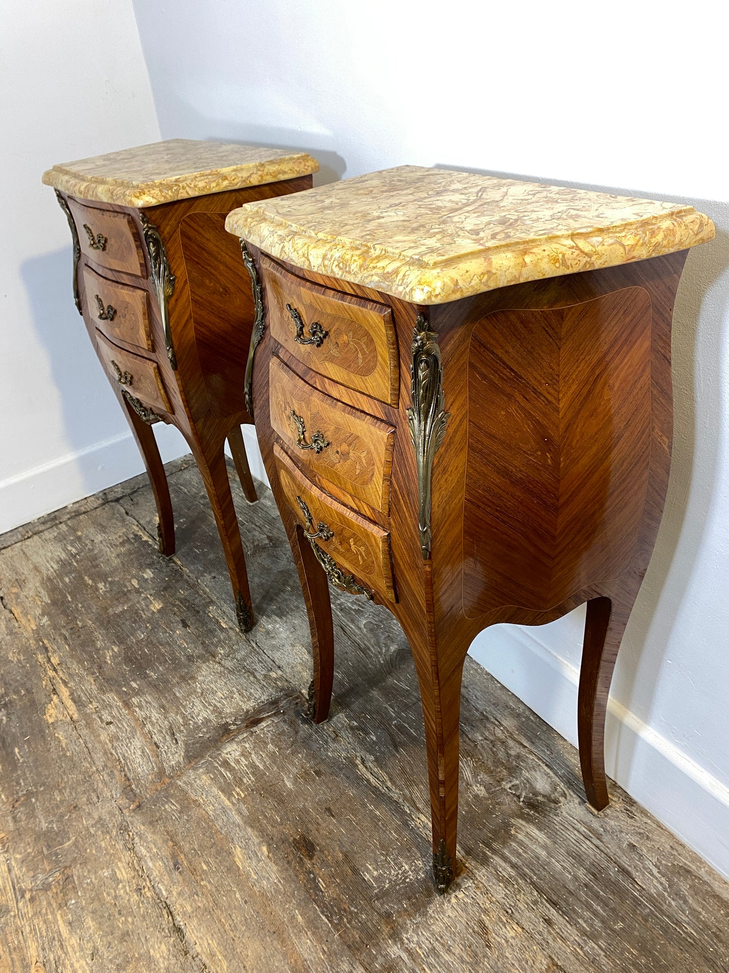 Pair of Louis XV-Style Bedside Cabinets with Marble Tops – Mid-20th Century