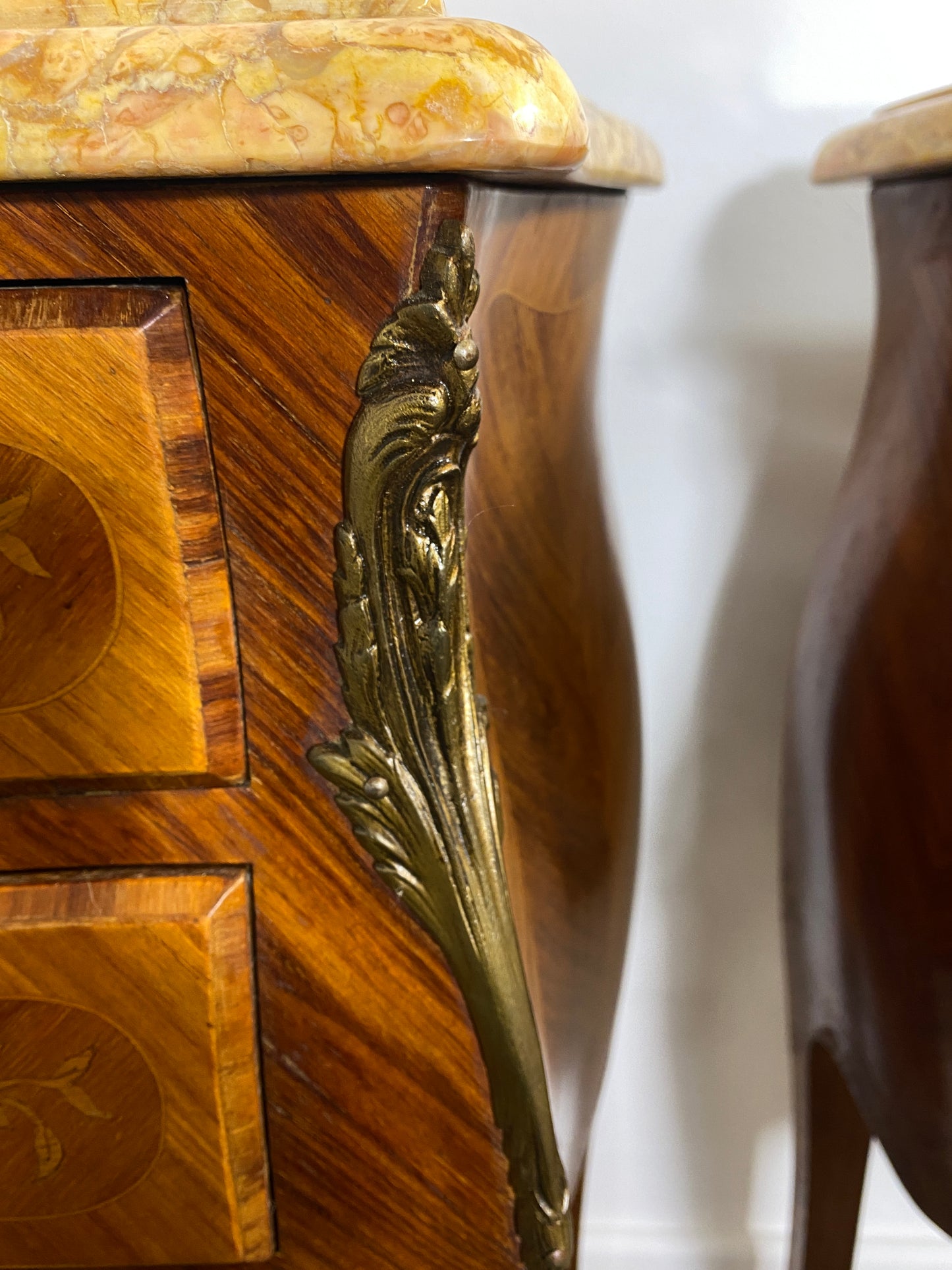 Pair of Louis XV-Style Bedside Cabinets with Marble Tops – Mid-20th Century