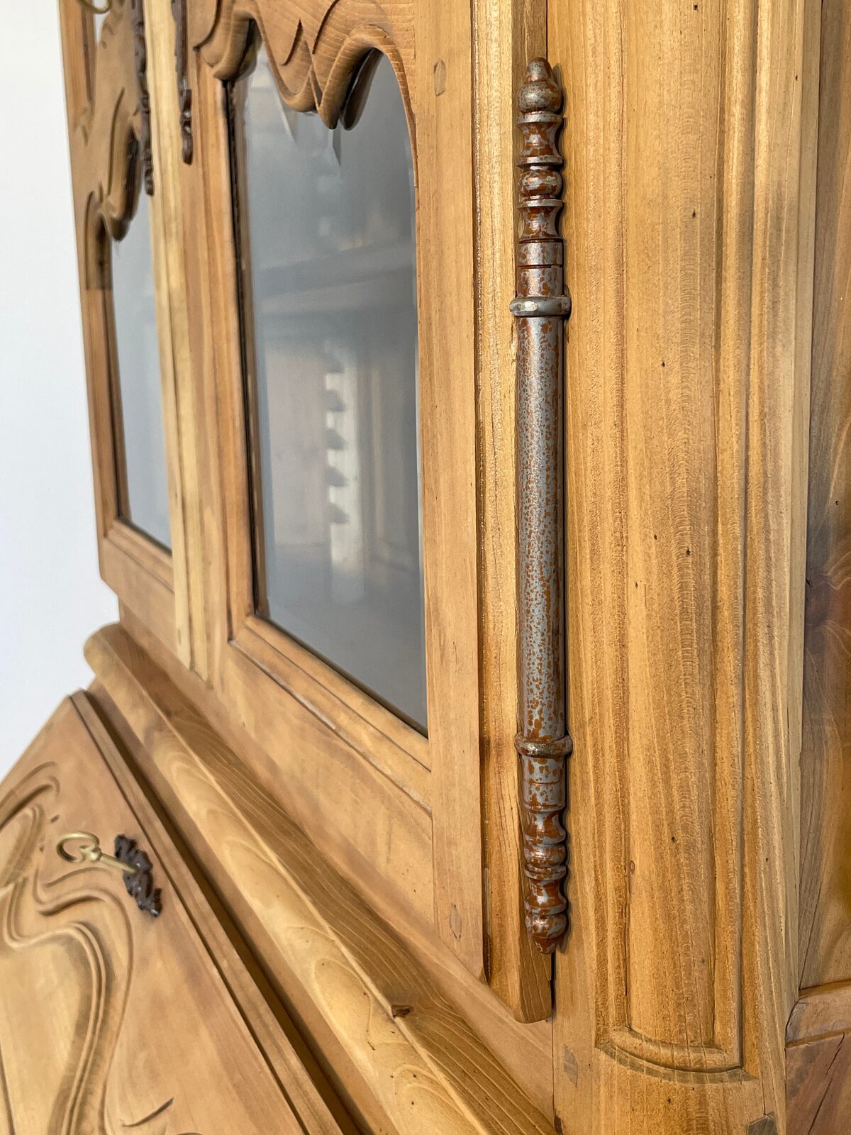 Vintage French Provinciaal Desk Cabinet Cherry Wood Mid- Century — photo 5
