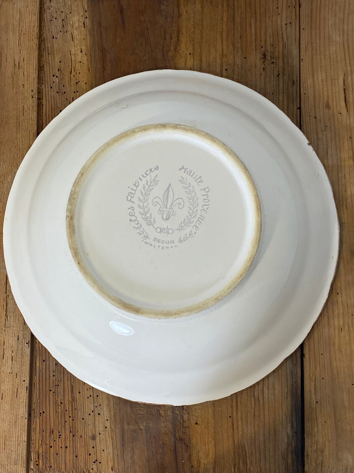 Vintage French Botanical Faïence Set – Soup Bowl & 3 Plates, Haute Provence — photo 6
