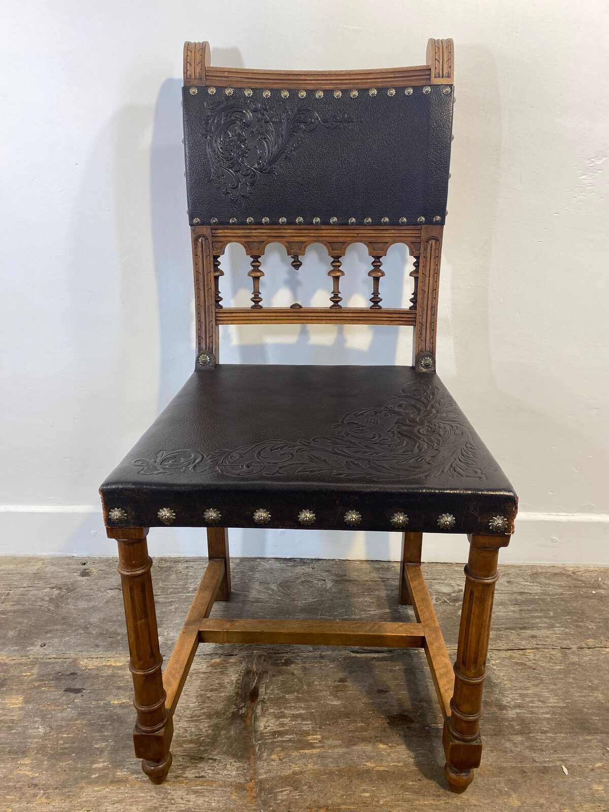 Set of 6 Antique Renaissance Revival Dining Chairs – Embossed Leather — photo 12
