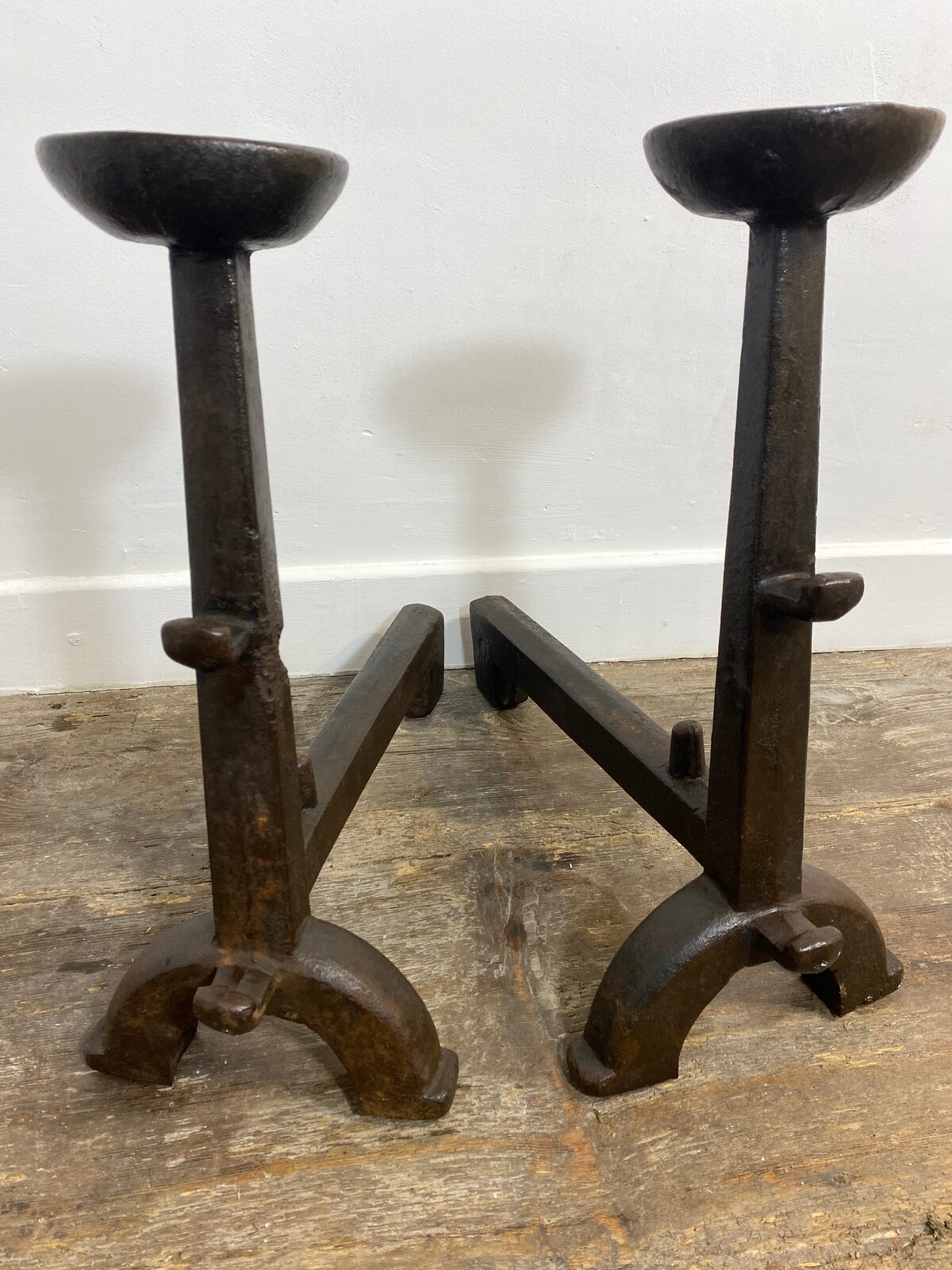 Antique Cast Iron Andirons Rustic 1900s Fireplace Accessories Log Holders Decor — photo 9